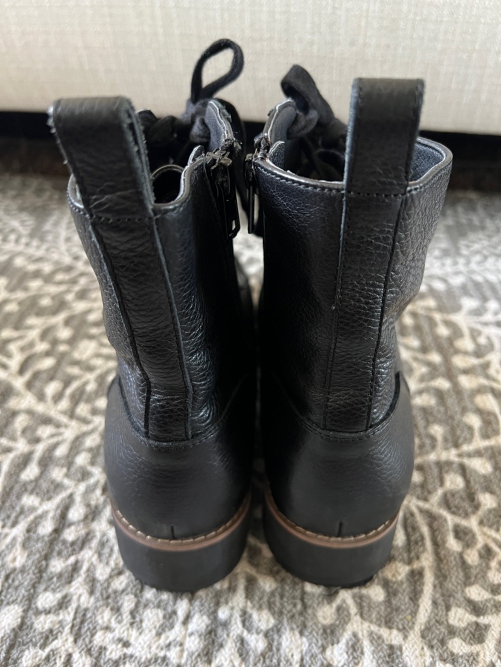 Vionic lani black pebbled leather lace up combat boots - Picture 6 of 12